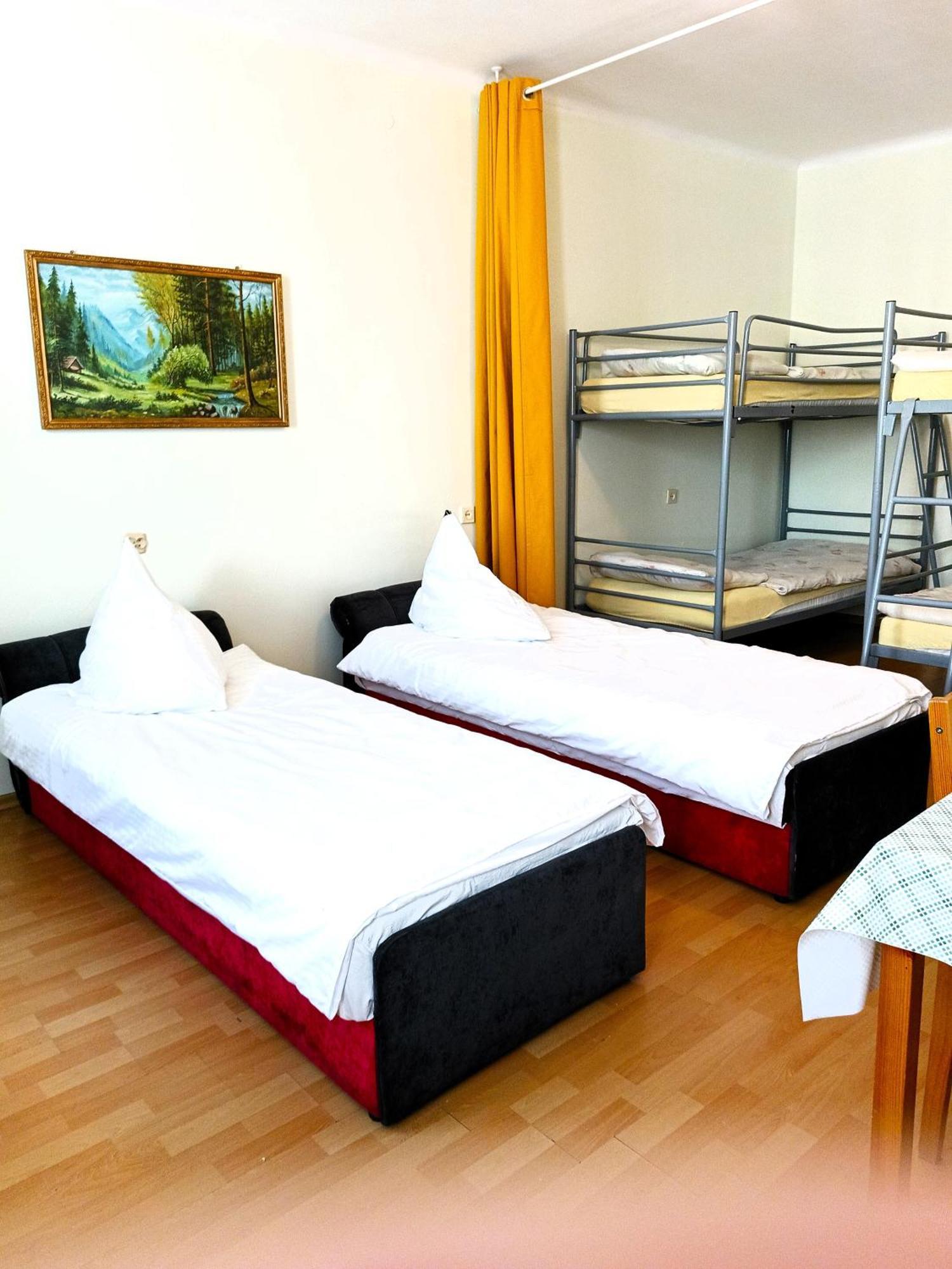 Hostel Omega Rzeszów Buitenkant foto