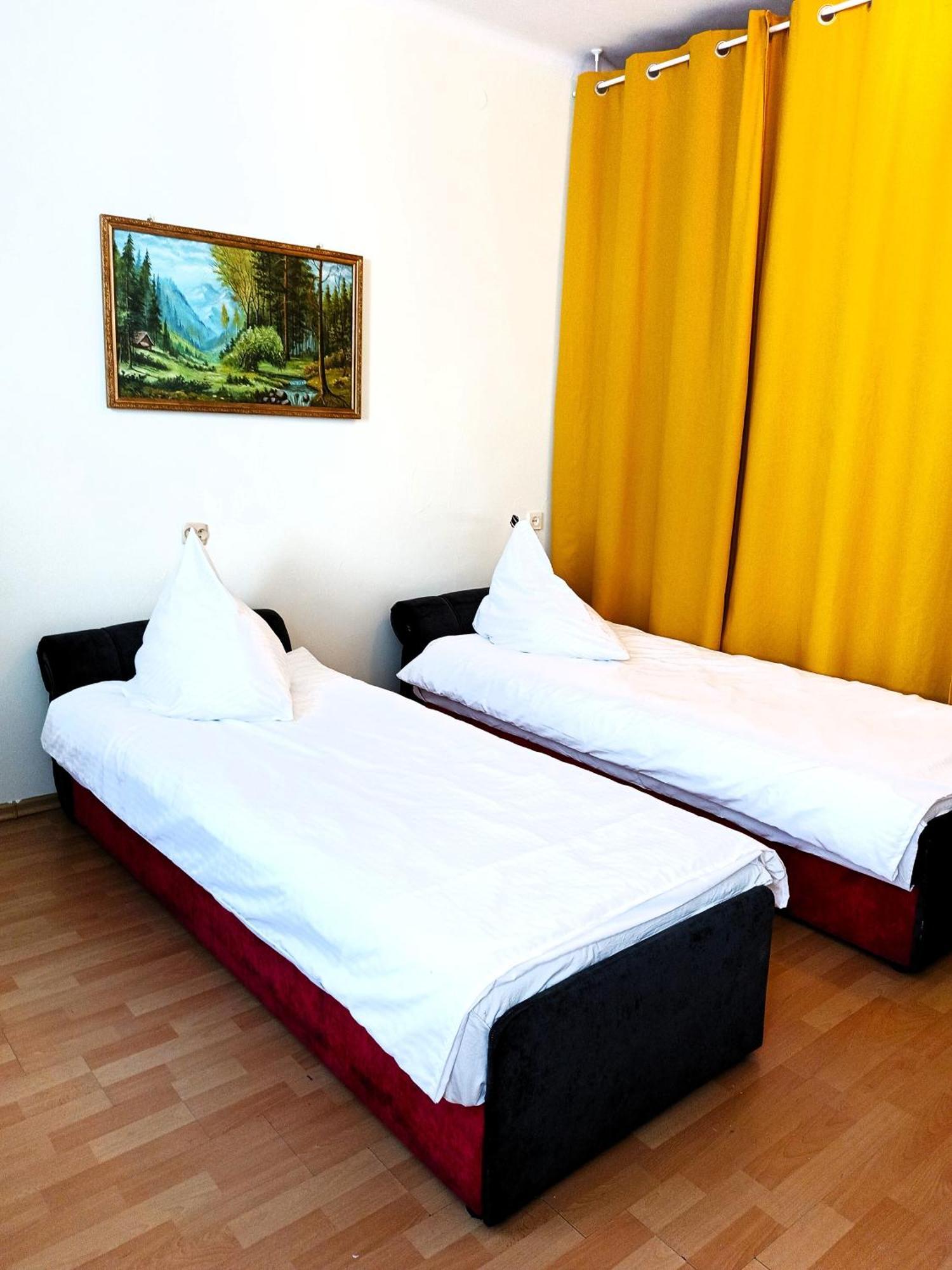Hostel Omega Rzeszów Buitenkant foto