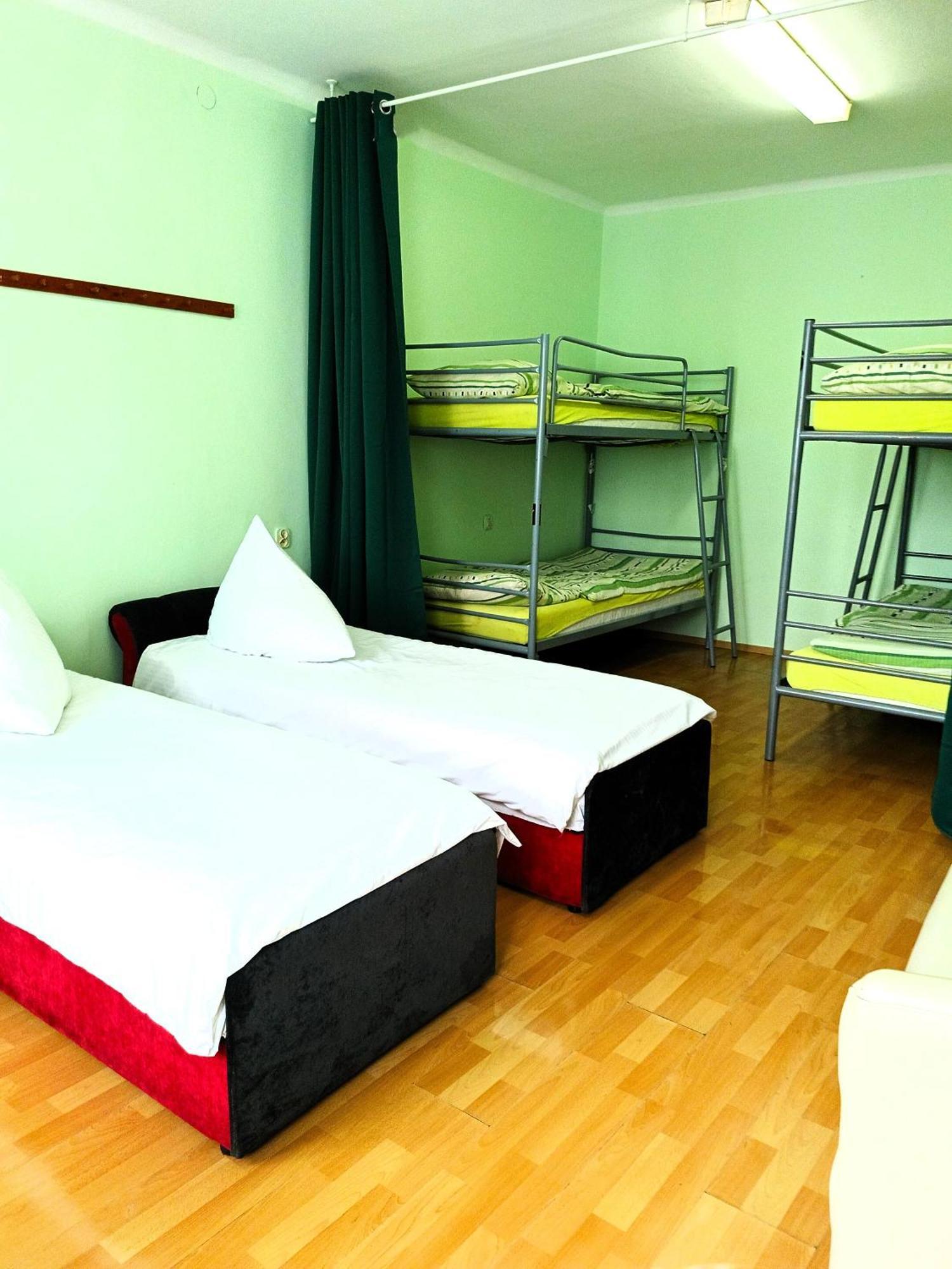 Hostel Omega Rzeszów Buitenkant foto