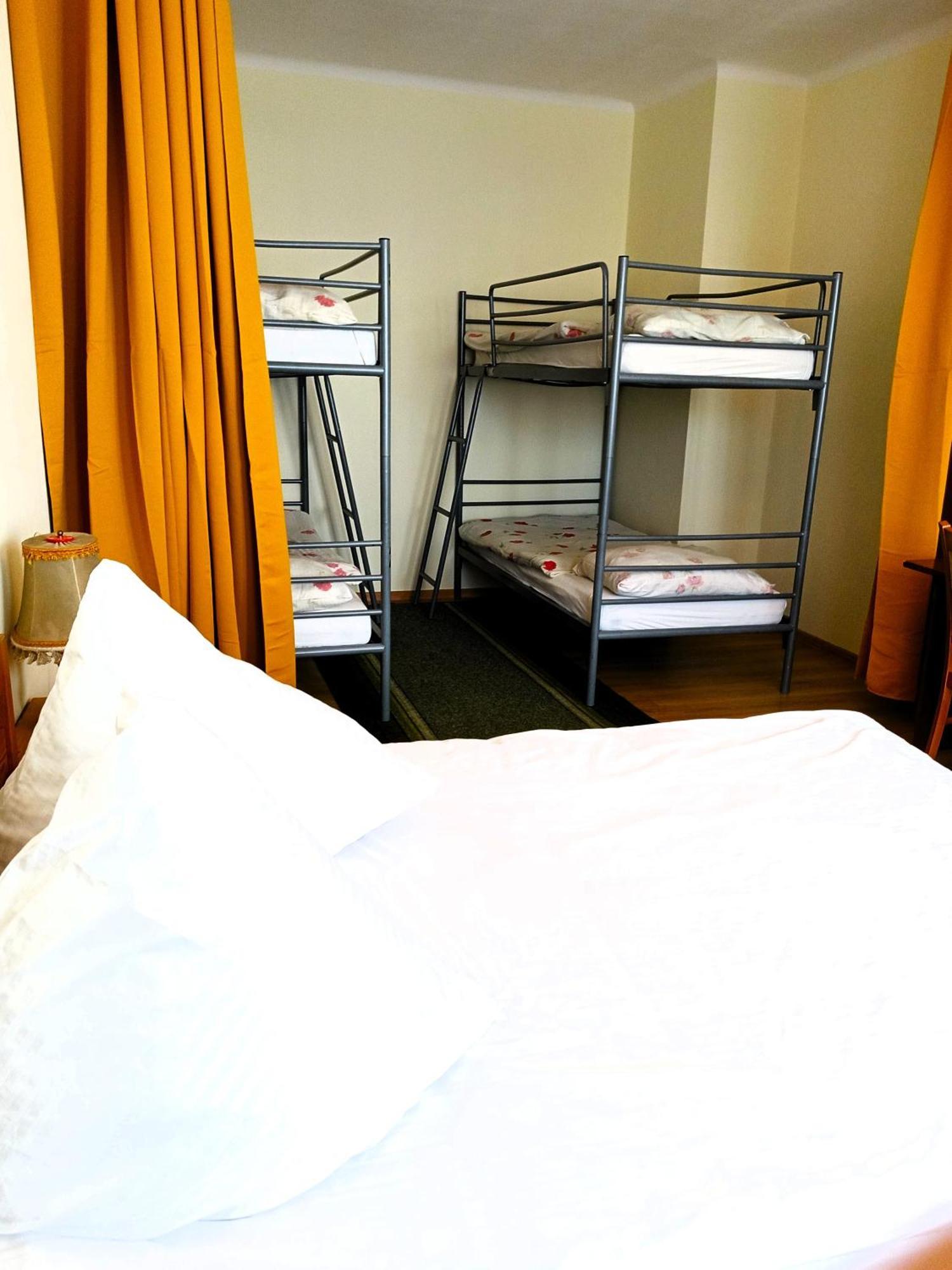 Hostel Omega Rzeszów Buitenkant foto